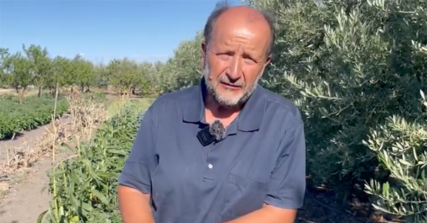 In campo con gli amici del&nbsp;peperoncino